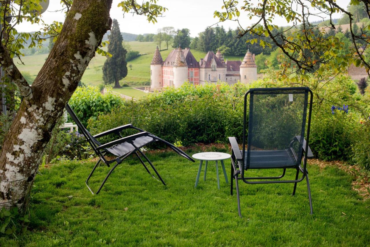 Maison de vacances Les Mésanges, à Ménessaire Exterior foto